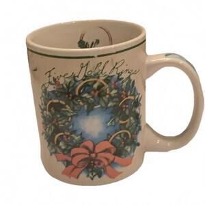 🤶🏻Christmas Holiday Mug Certified International Five Golden Rings Wreath